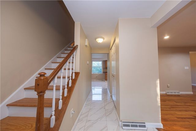 129 MAYBERRY DRIVE, Monroeville, PA 15146