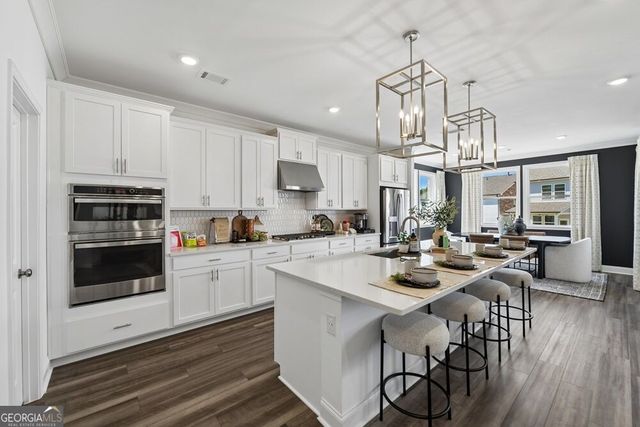 465 Kennington Walk, Loganville, GA 30052