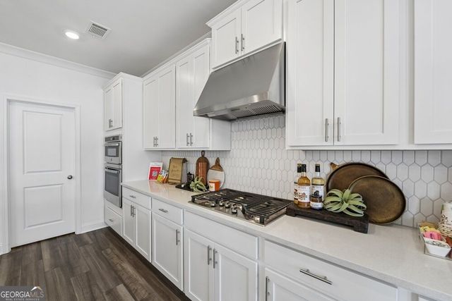 465 Kennington Walk, Loganville, GA 30052