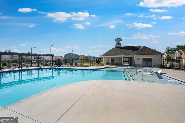 465 Kennington Walk, Loganville, GA 30052