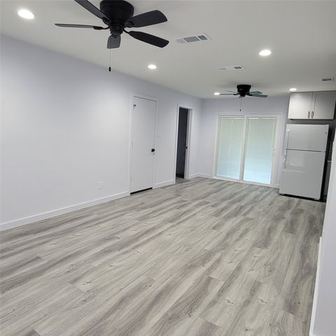 5019 Sandalwood Lane, Arlington, TX 76017