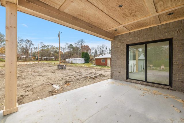 45396 Deneweth Street, Macomb Twp, MI 48042