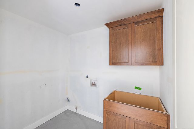 45396 Deneweth Street, Macomb Twp, MI 48042