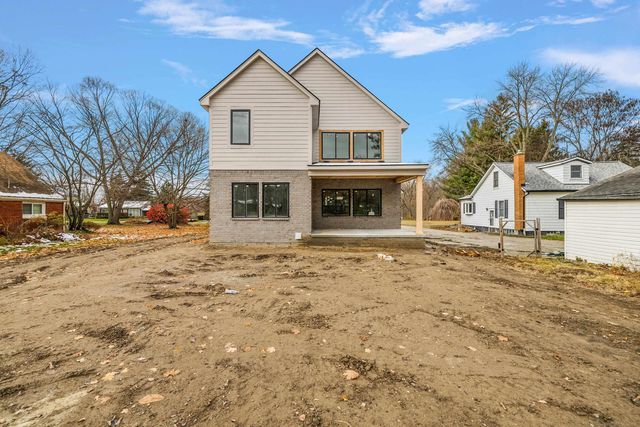 45396 Deneweth Street, Macomb Twp, MI 48042