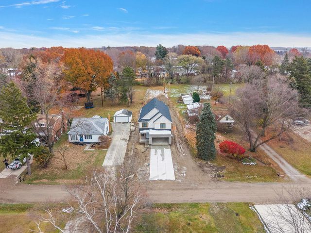 45396 Deneweth Street, Macomb Twp, MI 48042