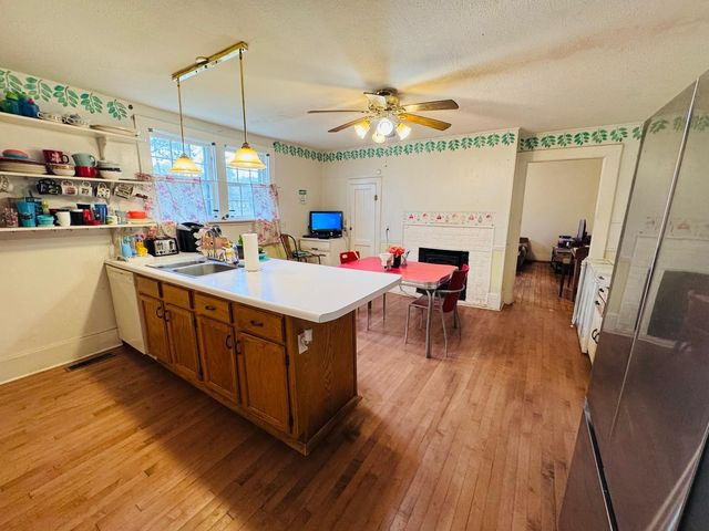 504 Evans St, Livingston, TN 38570