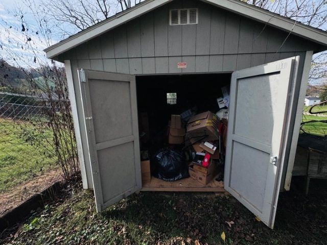 504 Evans St, Livingston, TN 38570