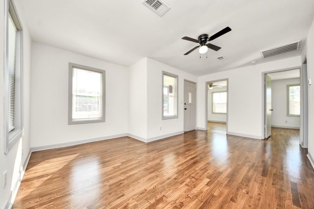 801 Mabel Street, Richmond, TX 77469