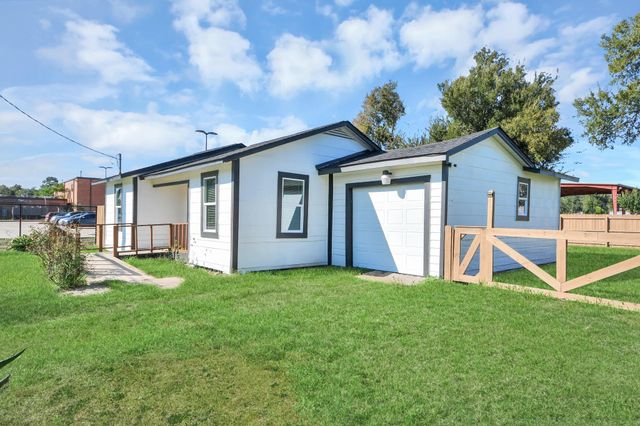 801 Mabel Street, Richmond, TX 77469