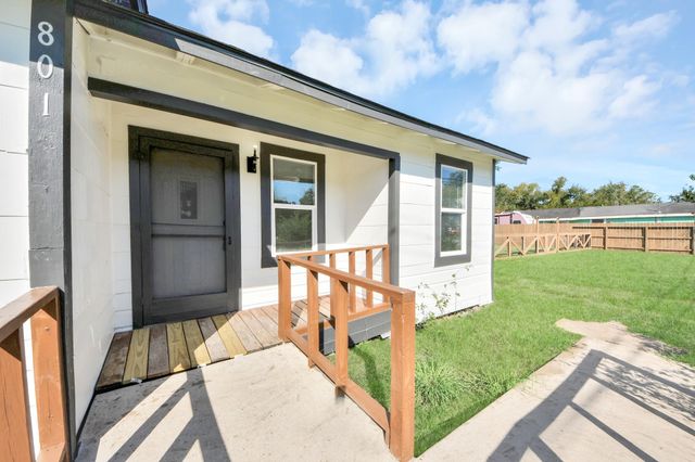 801 Mabel Street, Richmond, TX 77469