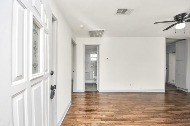801 Mabel Street, Richmond, TX 77469