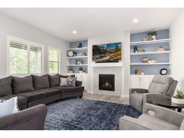 6807 S Riverwood Way, Aurora, CO 80016