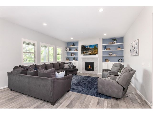 6807 S Riverwood Way, Aurora, CO 80016