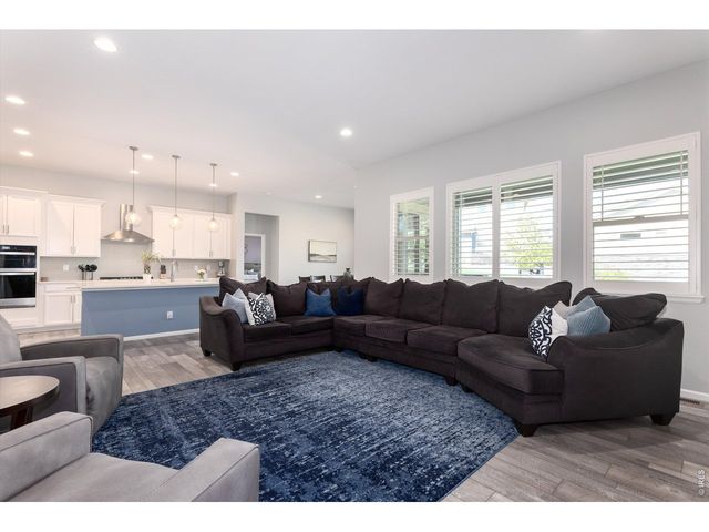 6807 S Riverwood Way, Aurora, CO 80016
