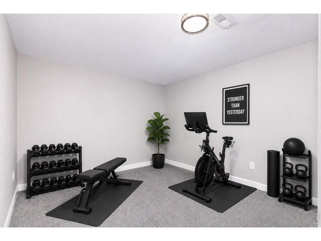 6807 S Riverwood Way, Aurora, CO 80016