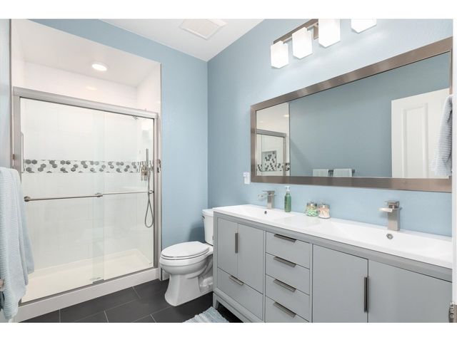 6807 S Riverwood Way, Aurora, CO 80016