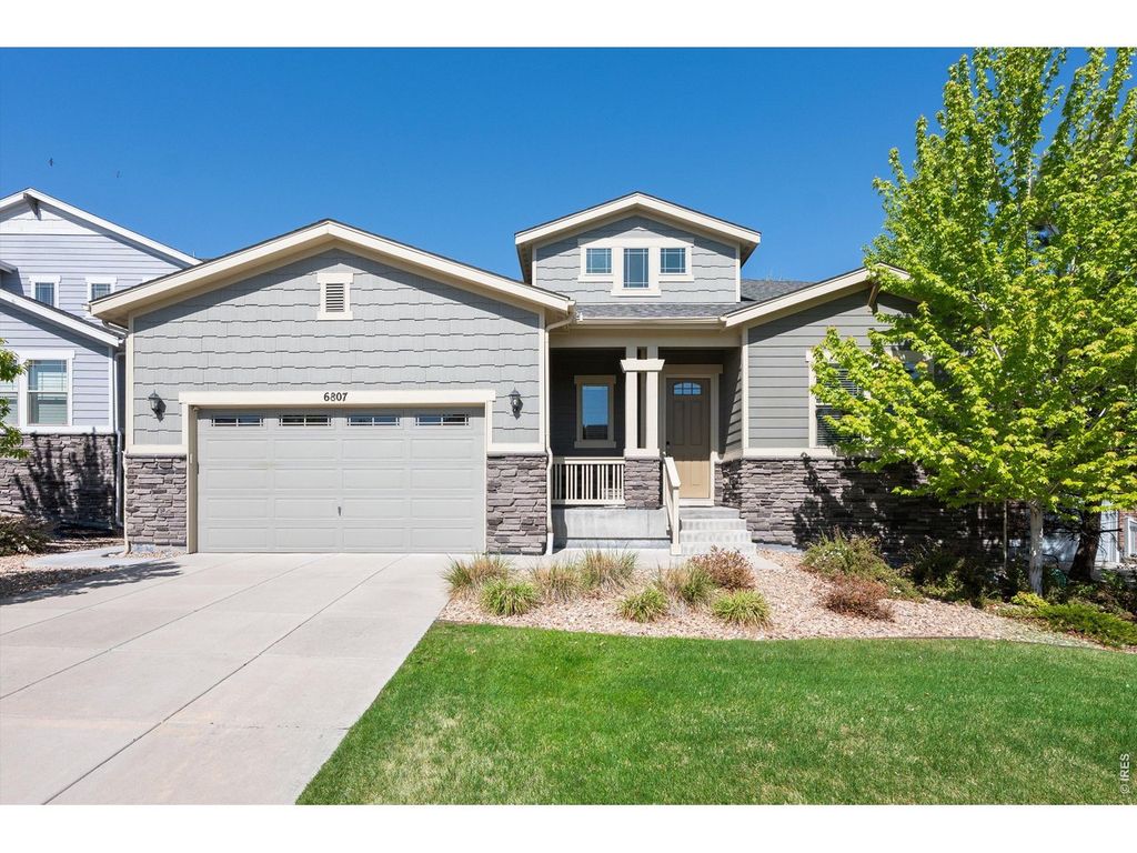 6807 S Riverwood Way, Aurora, CO 80016