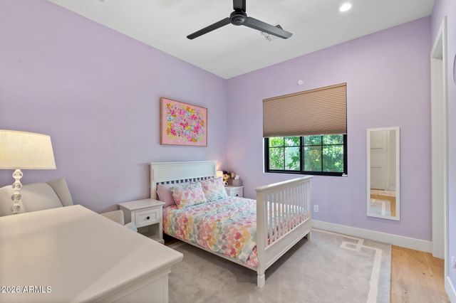 4164 E Camelback Road, Phoenix, AZ 85018