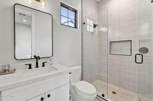 4164 E Camelback Road, Phoenix, AZ 85018