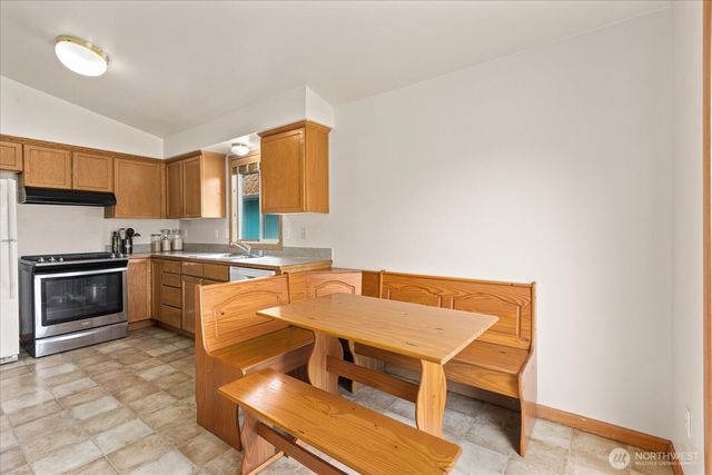 7713 63rd Street NE, Marysville, WA 98270