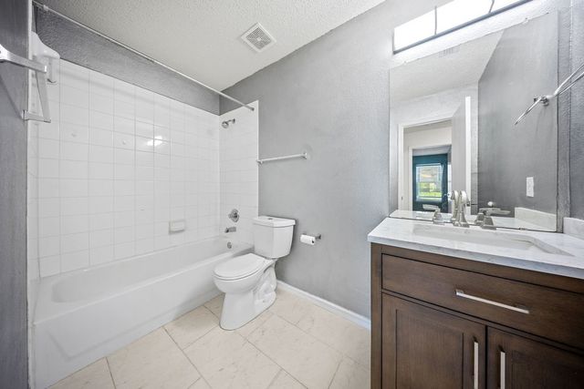 1444 Atkins Street, Cedar Hill, TX 75104