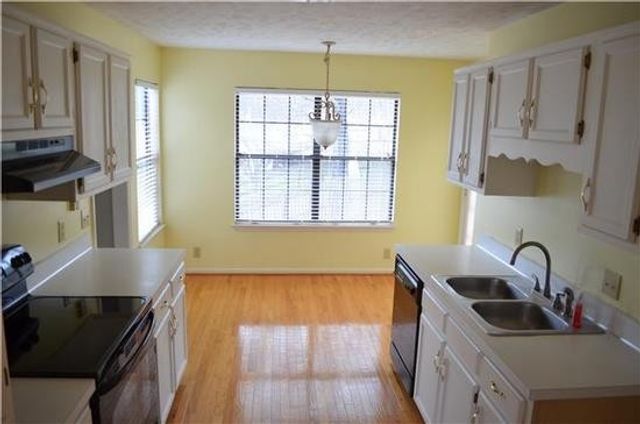 305 Cody Hill Pl, Nashville, TN 37211