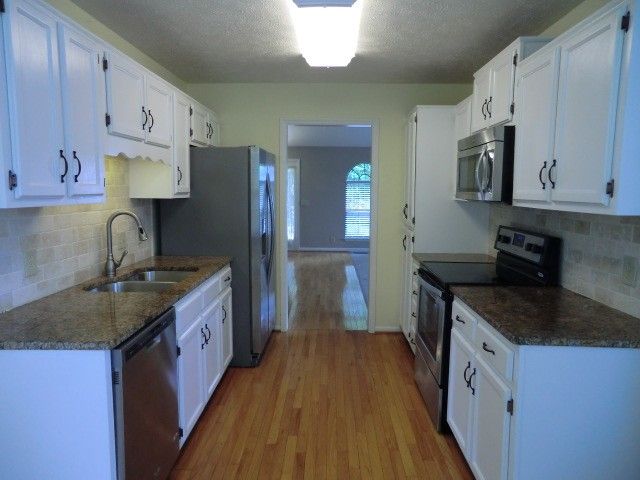 305 Cody Hill Pl, Nashville, TN 37211