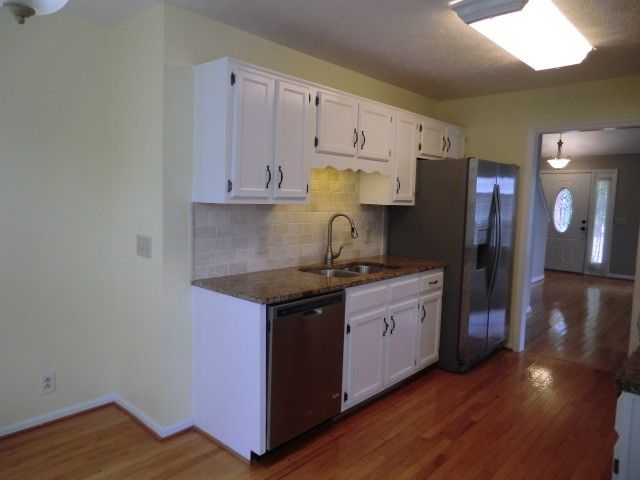 305 Cody Hill Pl, Nashville, TN 37211