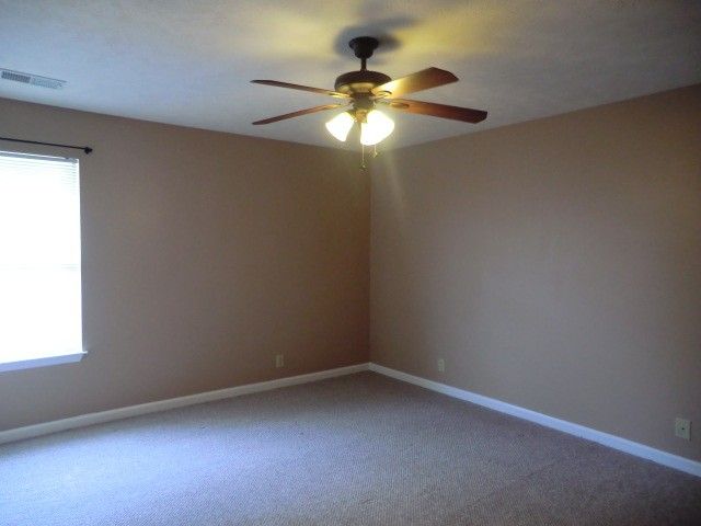 305 Cody Hill Pl, Nashville, TN 37211