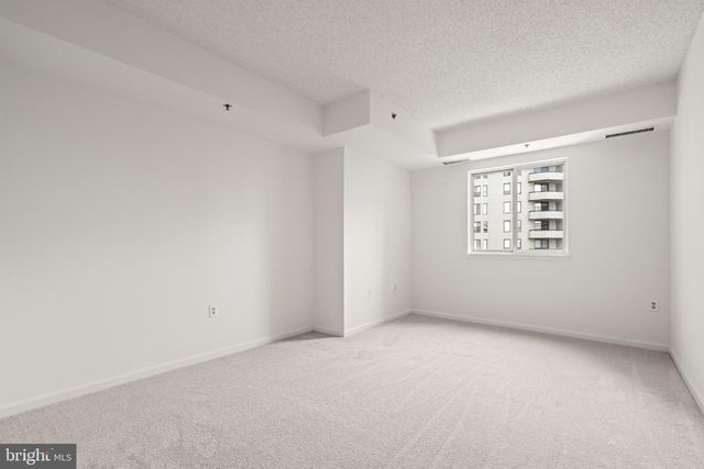 1211 S EADS ST #1009, Arlington, VA 22202