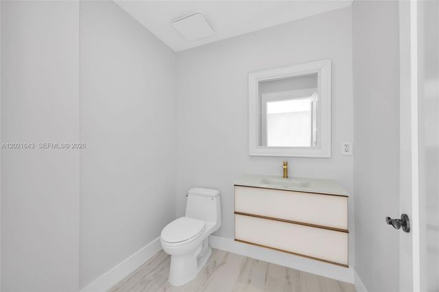 8303 Old Cutler Rd, Coral Gables, FL 33143