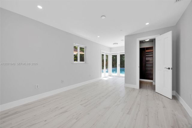 8303 Old Cutler Rd, Coral Gables, FL 33143