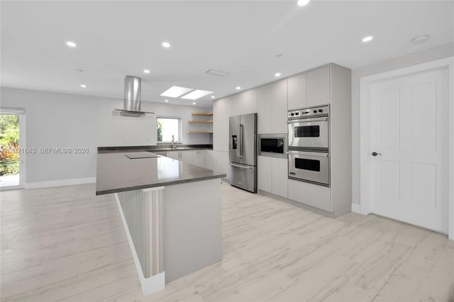 8303 Old Cutler Rd, Coral Gables, FL 33143