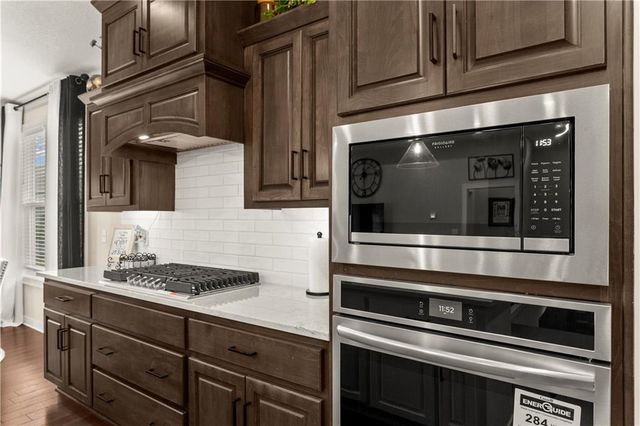 520 SE David Road, Lee's Summit, MO 64082