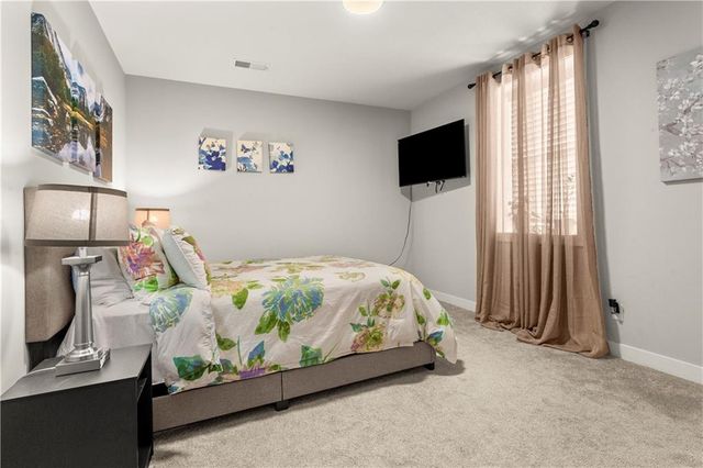520 SE David Road, Lee's Summit, MO 64082