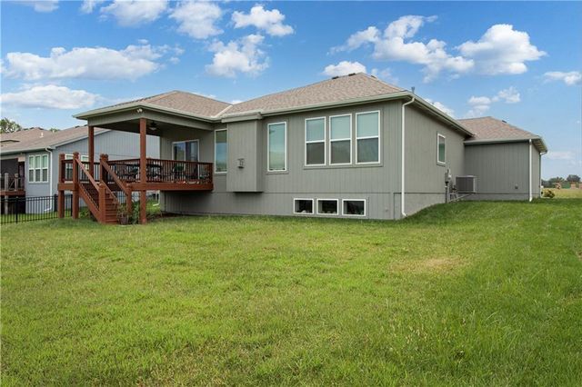 520 SE David Road, Lee's Summit, MO 64082