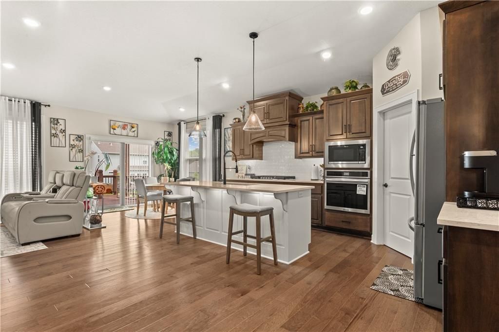 520 SE David Road, Lee's Summit, MO 64082