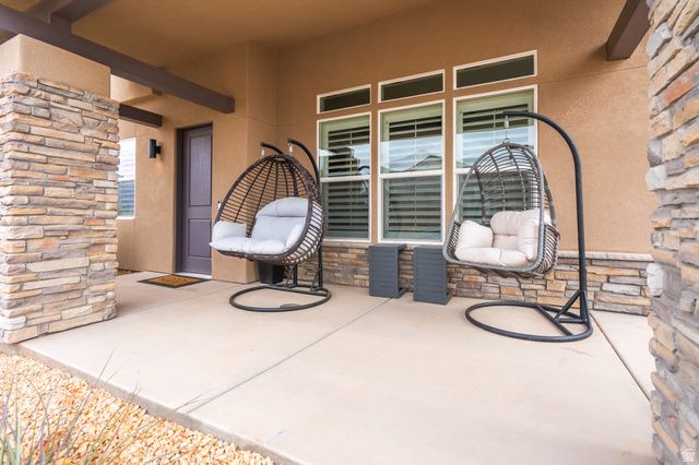 5663 S SCARLET HILL DR, St. George, UT 84790