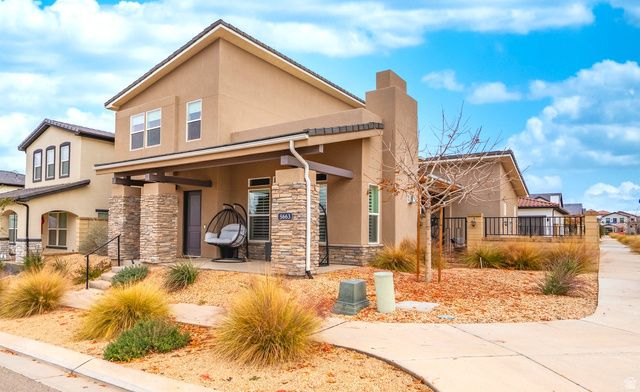 5663 S SCARLET HILL DR, St. George, UT 84790