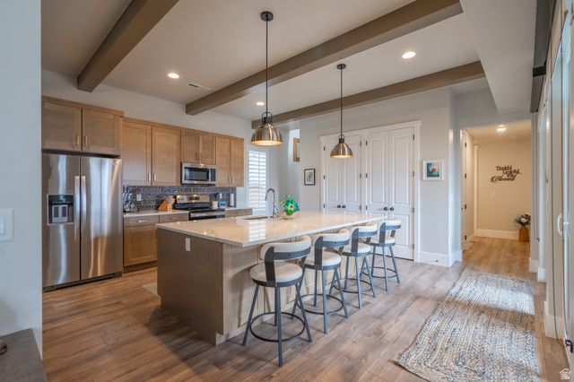 5663 S SCARLET HILL DR, St. George, UT 84790