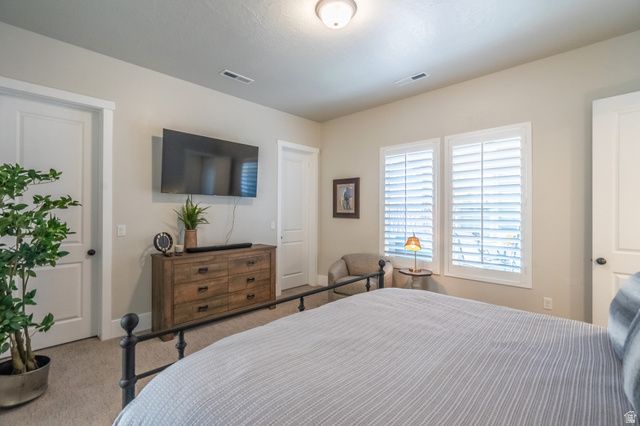 5663 S SCARLET HILL DR, St. George, UT 84790