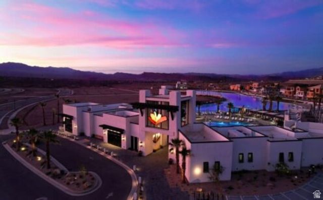 5663 S SCARLET HILL DR, St. George, UT 84790