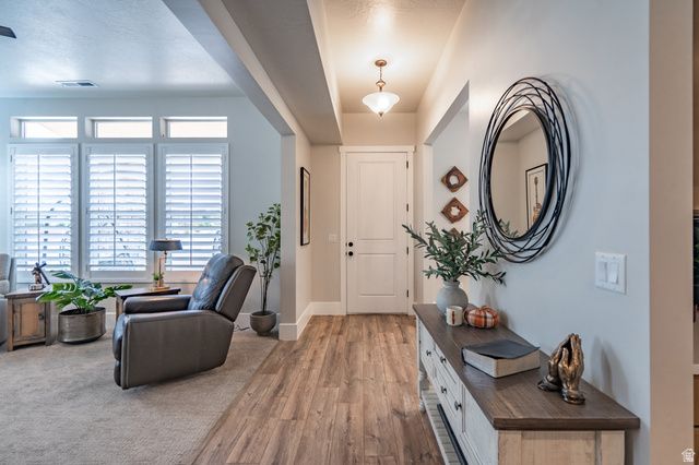 5663 S SCARLET HILL DR, St. George, UT 84790