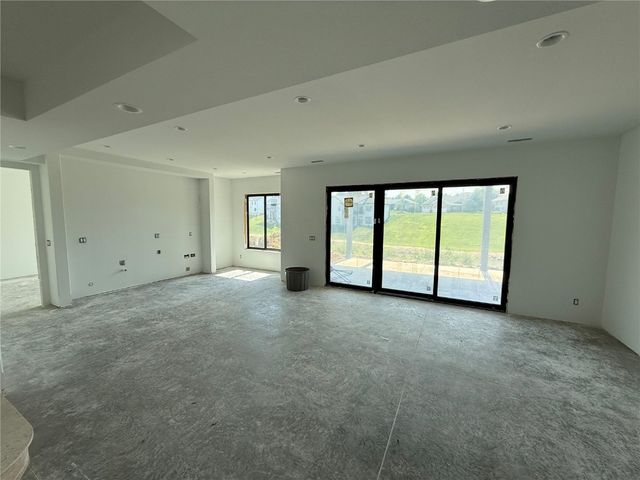 707 Cedar Bend, Solon, IA 52333