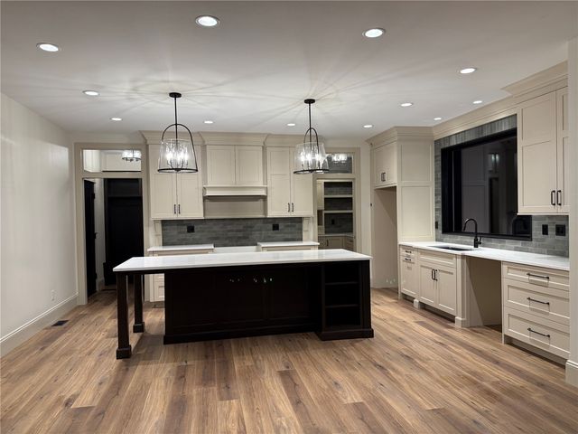 707 Cedar Bend, Solon, IA 52333