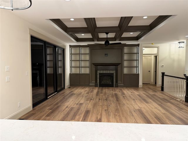 707 Cedar Bend, Solon, IA 52333