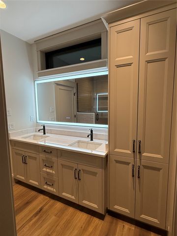 707 Cedar Bend, Solon, IA 52333