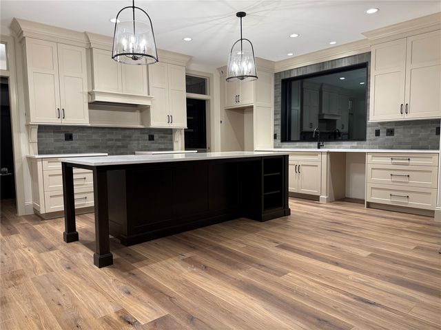 707 Cedar Bend, Solon, IA 52333