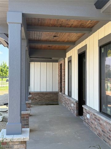 707 Cedar Bend, Solon, IA 52333