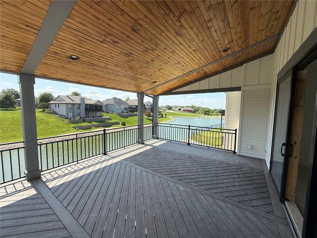 707 Cedar Bend, Solon, IA 52333